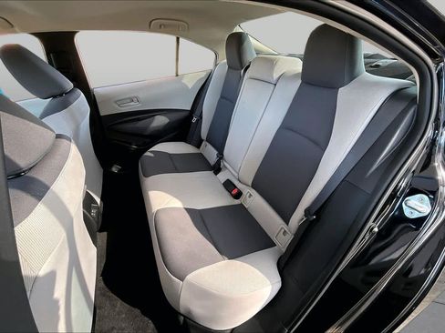 Used 2023 Toyota Corolla LE FWD image 21