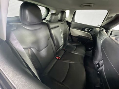 Used 2022 Jeep Compass Limited AWD/4WD image 24