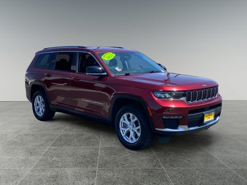 Used 2023 Jeep Grand Cherokee L Limited RWD image 7