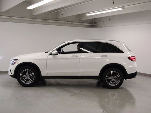 Used 2021 Mercedes-Benz GLC 300 4MATIC image 7