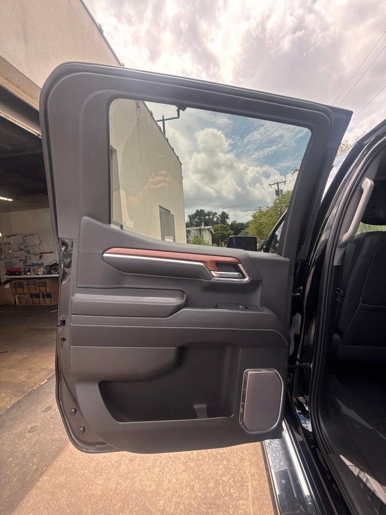 Used 2023 GMC Sierra 1500 Denali w/ Technology Package AWD/4WD image 16