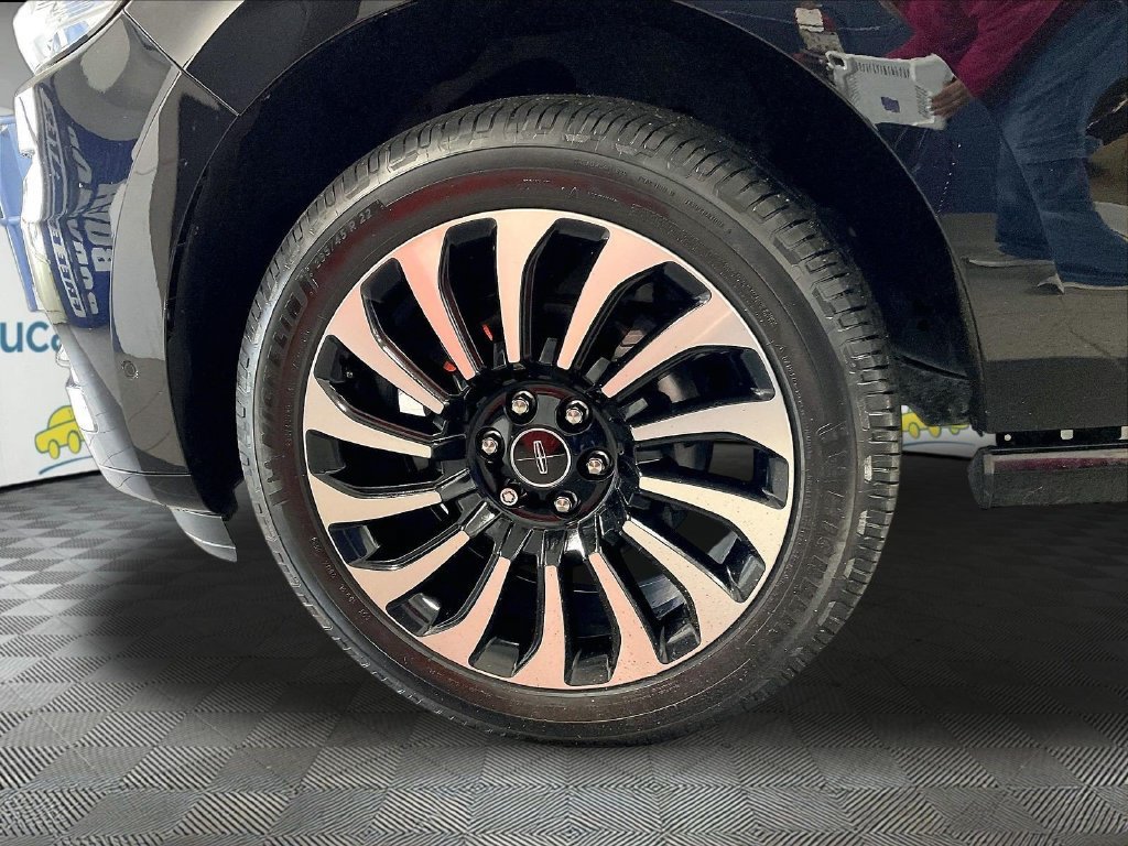 Used 2022 Lincoln Navigator L Black Label AWD/4WD image 7