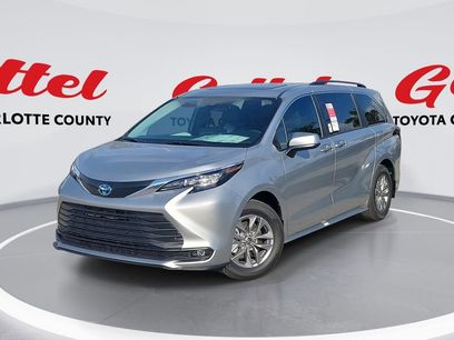 New 2025 Toyota Sienna XLE