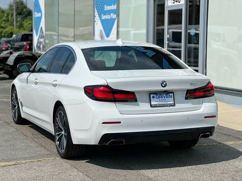 Used 2021 BMW 530i w/ Convenience Package RWD image 3