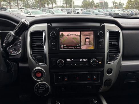 Certified 2019 Nissan Titan PRO-4X w/ Pro-4x Convenience Package image 22