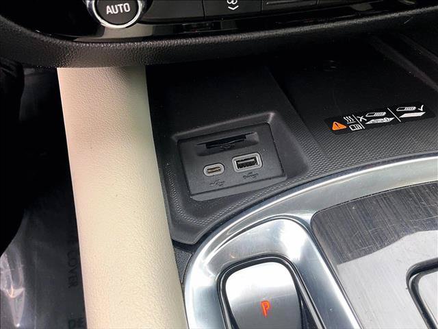 Certified 2024 Buick Enclave Essence FWD image 26