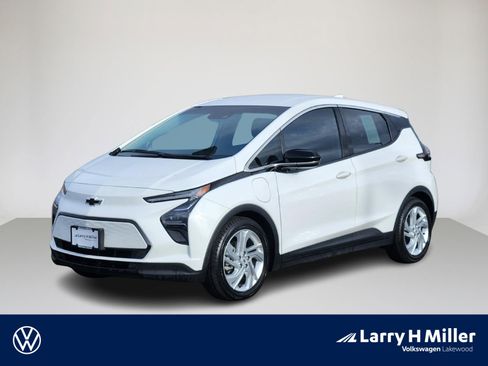 Used 2022 Chevrolet Bolt LT image 1