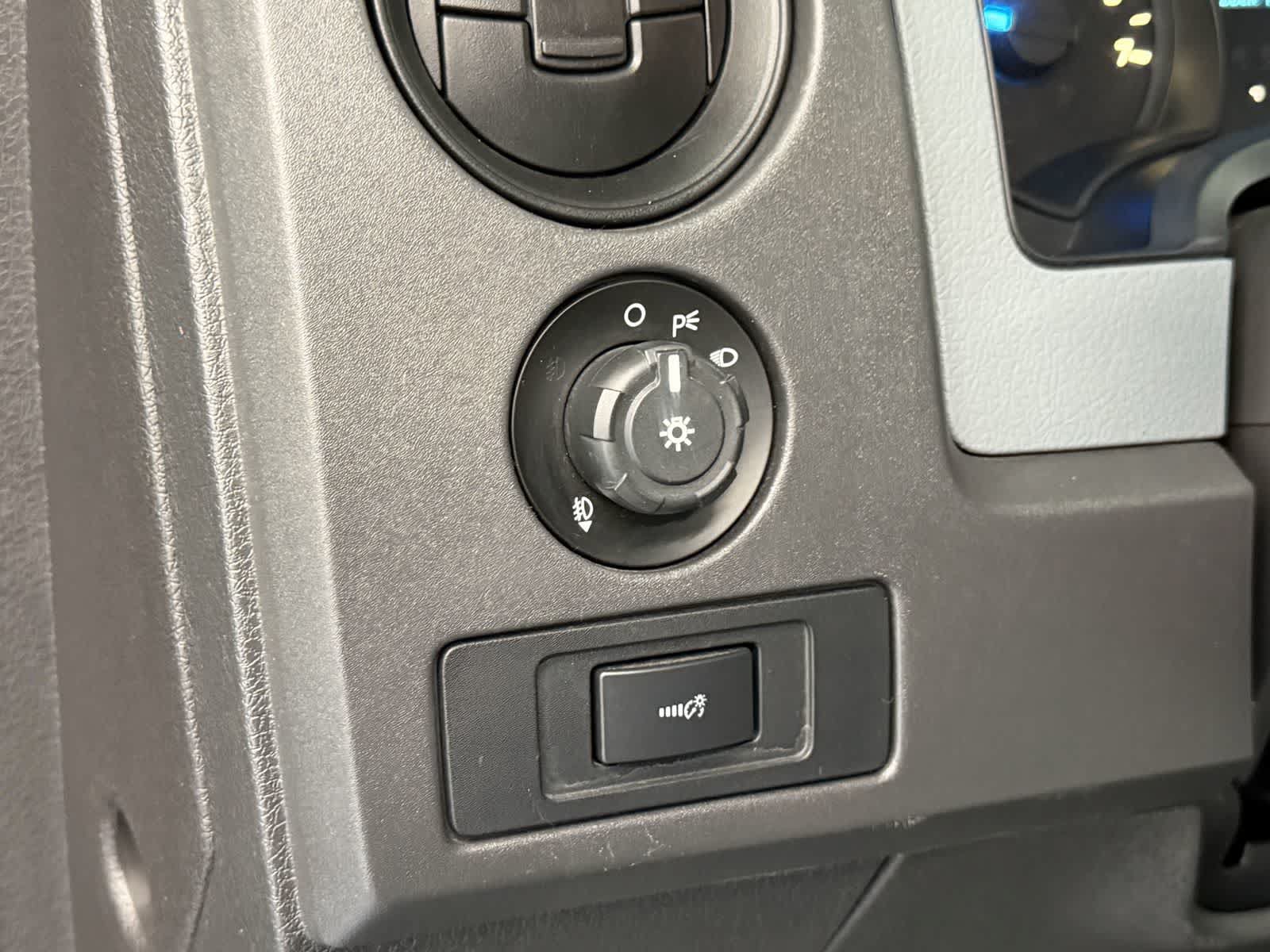 Used 2013 Ford F150 STX w/ Mid Equipment Group AWD/4WD image 12