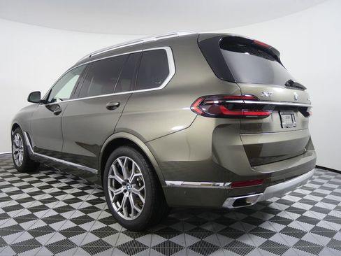 Certified 2025 BMW X7 xDrive40i AWD/4WD image 5