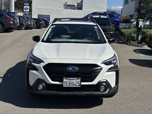 Used 2023 Subaru Outback Onyx Edition AWD/4WD image 2