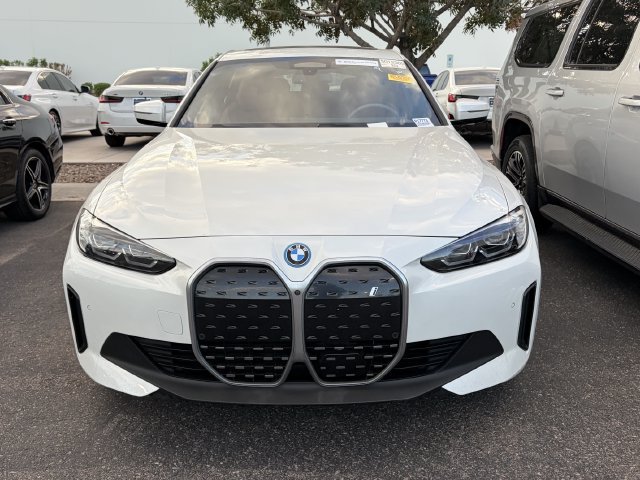 Certified 2023 BMW i4 eDrive35 RWD image 2