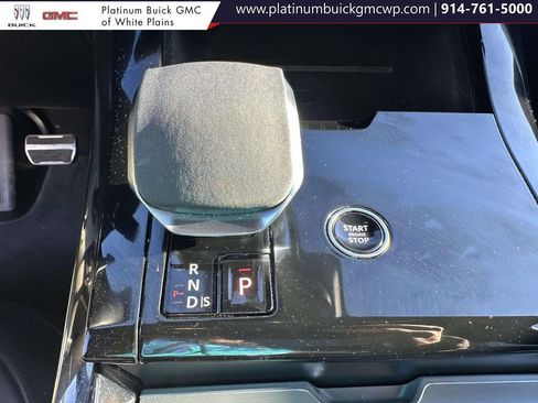 Used 2024 Land Rover Range Rover Sport Dynamic SE image 23