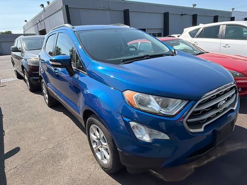 Used 2018 Ford EcoSport SE FWD image 2