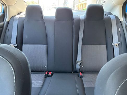 Used 2025 Nissan Sentra SV FWD image 36