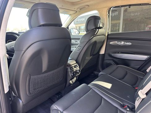 Used 2023 Genesis Electrified GV70 Prestige w/ Prestige Package image 19