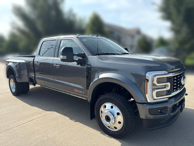 New 2026 Ford F450 Platinum AWD/4WD image 2