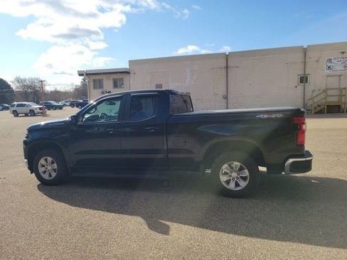 Used 2020 Chevrolet Silverado 1500 LT w/ All-Star Edition image 28