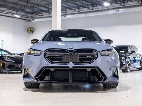 Used 2026 BMW M5 w/ Executive Package AWD/4WD image 2