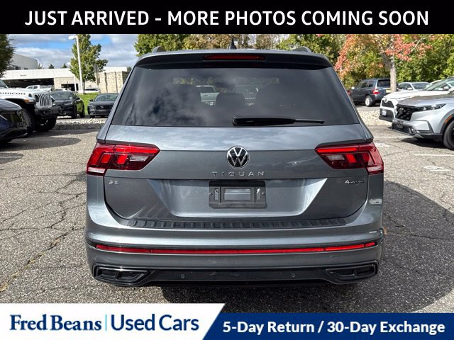 Used 2024 Volkswagen Tiguan SE R-Line AWD/4WD image 7