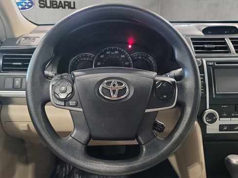 Used 2012 Toyota Camry LE FWD image 18