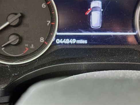 Used 2024 Mitsubishi Outlander SE image 19