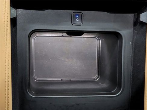 Used 2022 Jeep Grand Wagoneer Series III w/ Rear Seat Video Group 1 image 23