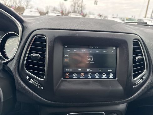 Used 2019 Jeep Compass Sport AWD/4WD image 35