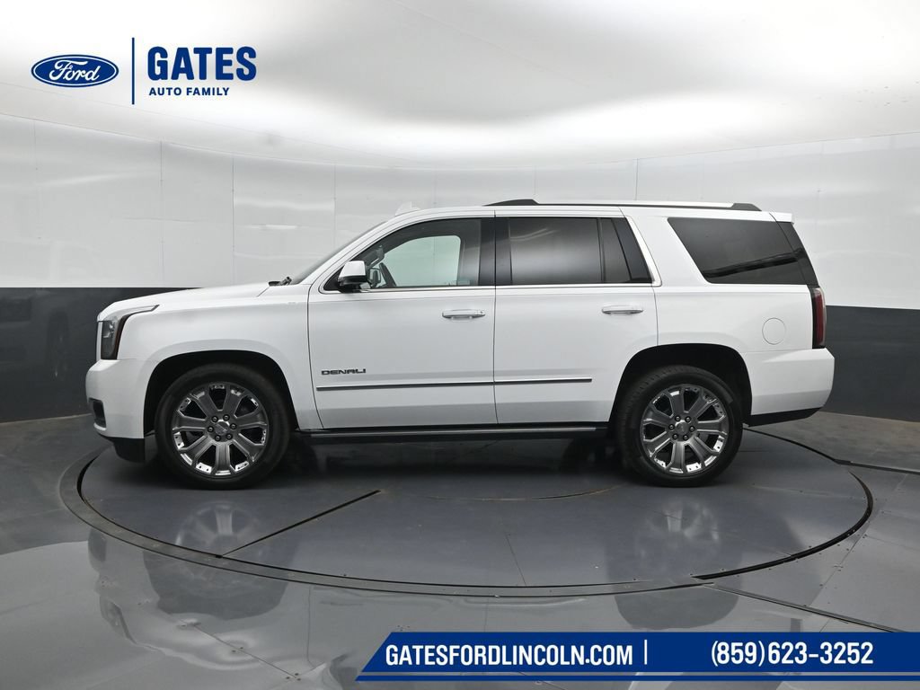 Used 2017 GMC Yukon Denali w/ Open Road Package AWD/4WD image 7