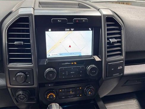 Used 2018 Ford F150 XLT w/ Equipment Group 302A Luxury image 26