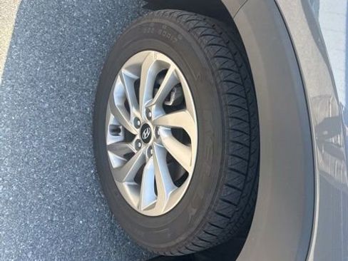 Used 2017 Hyundai Tucson SE AWD/4WD image 20