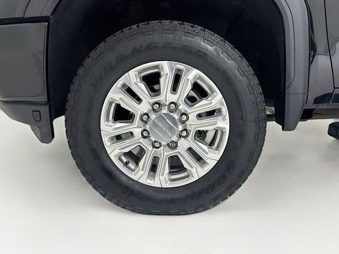 Used 2022 GMC Sierra 3500 Denali w/ Denali Ultimate Package image 28