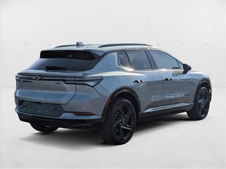 New 2025 Chevrolet Equinox EV RS video 2