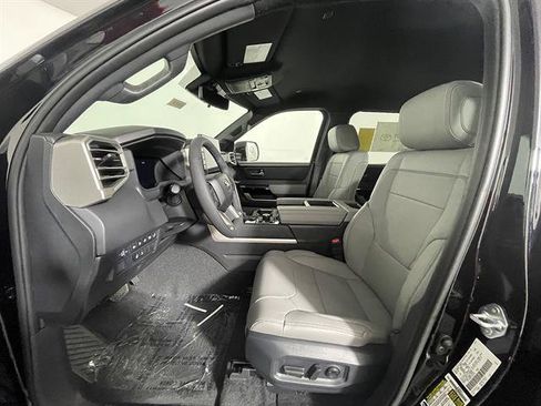 New 2026 Toyota Tundra Limited AWD/4WD image 9