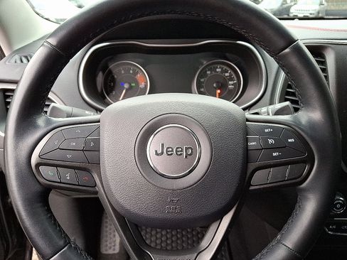 Used 2020 Jeep Cherokee Trailhawk w/ Cold Weather Group AWD/4WD image 20