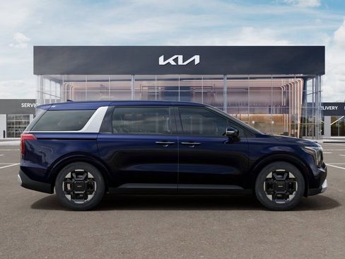 New 2026 Kia Carnival EX FWD image 9
