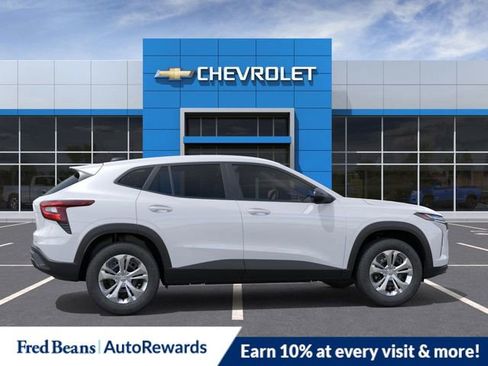 New 2026 Chevrolet Trax LS w/ Driver Confidence Package FWD image 6