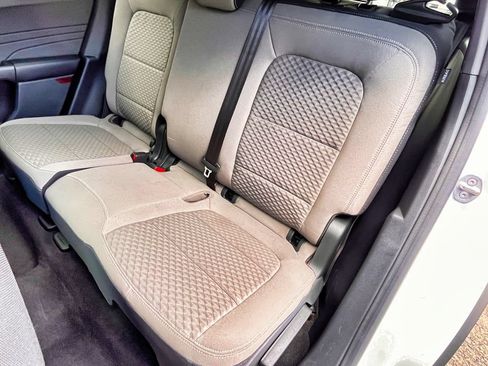 Used 2022 Ford Escape SE AWD/4WD image 49