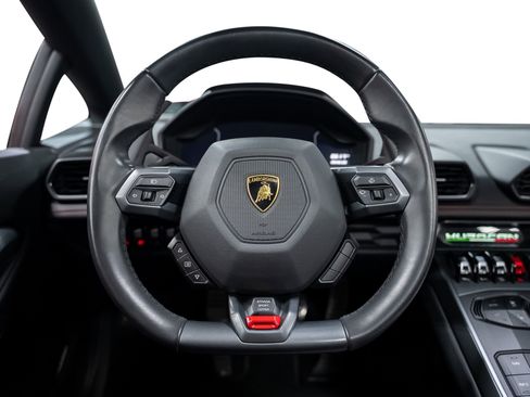 Used 2018 Lamborghini Huracan LP 580-2 image 4