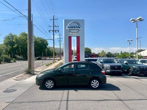 Used 2011 Toyota Matrix S AWD/4WD image 1