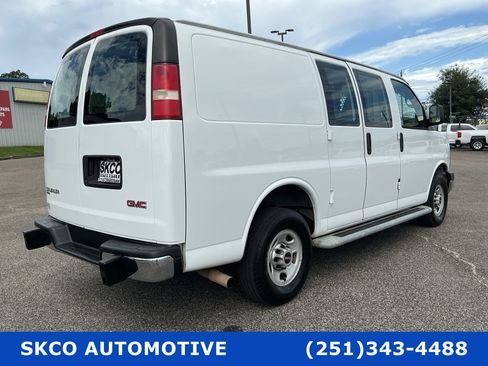 Used 2015 GMC Savana 2500 RWD image 5