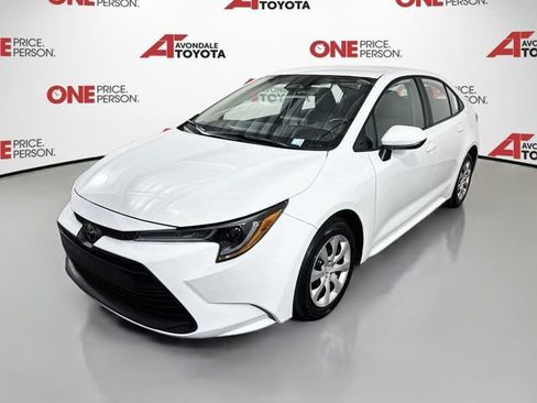 Certified 2026 Toyota Corolla LE FWD image 4