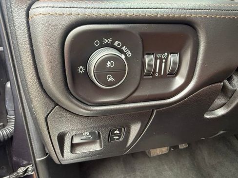 Used 2020 RAM 1500 Limited AWD/4WD image 16