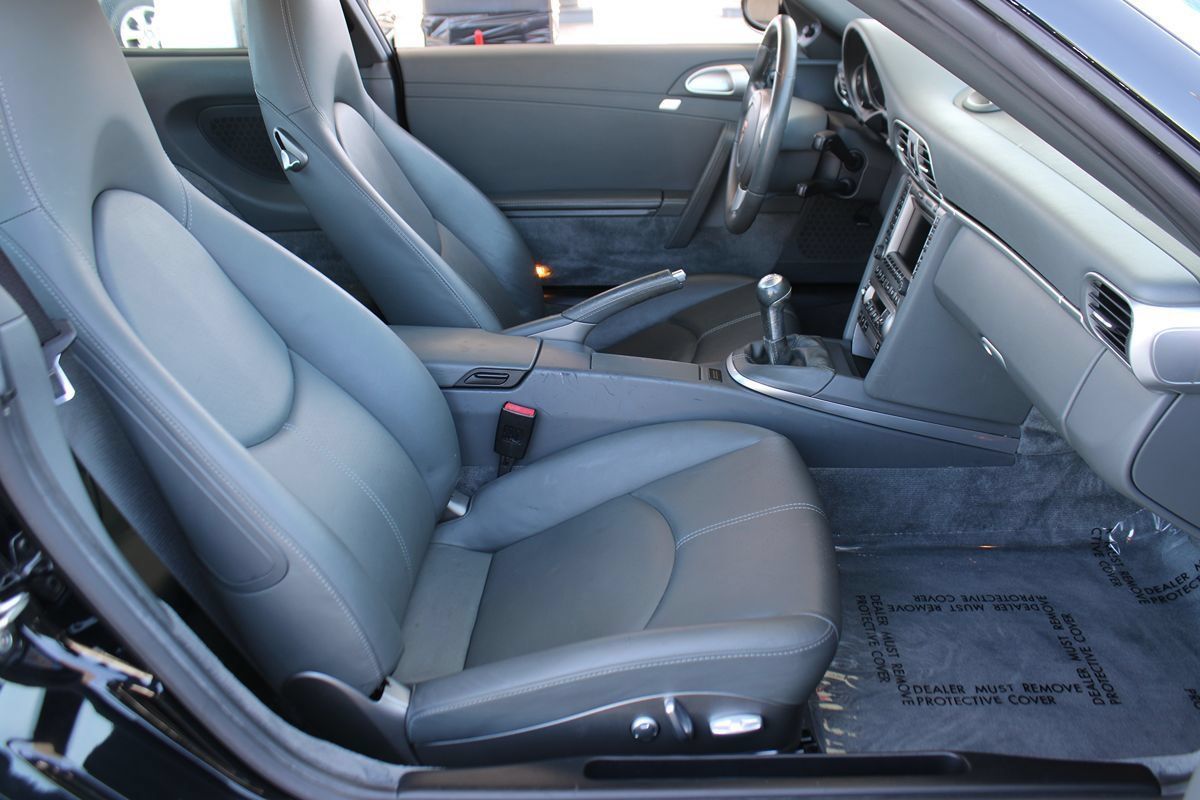 Used 2006 Porsche 911 Carrera S RWD image 28