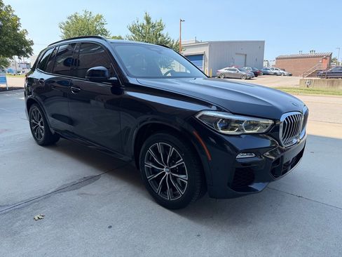 Used 2019 BMW X5 xDrive50i w/ M Sport Package AWD/4WD image 1