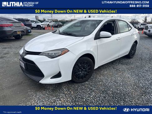 Used 2019 Toyota Corolla LE image 1