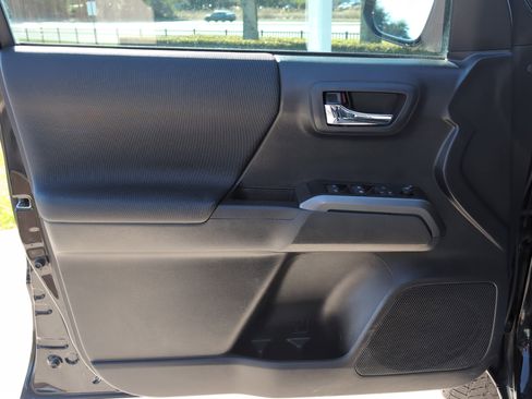 Certified 2023 Toyota Tacoma TRD Sport image 14