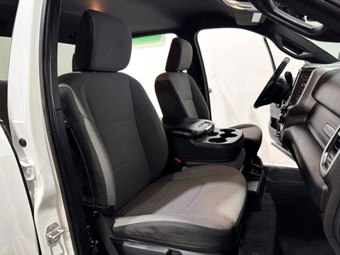 Used 2023 RAM 2500 Big Horn w/ Level 1 Equipment Group image 12