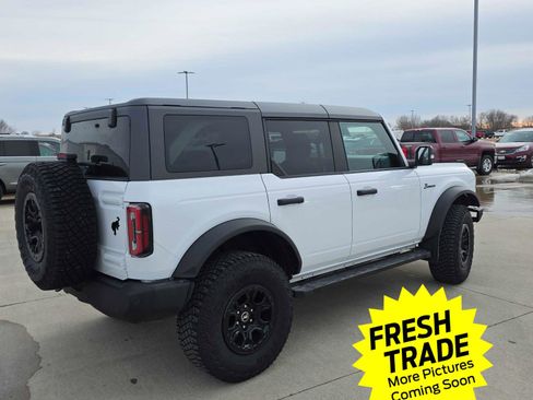 Used 2024 Ford Bronco Wildtrak image 8
