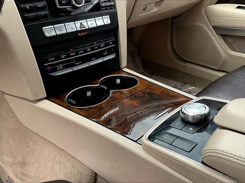 Used 2014 Mercedes-Benz E 350 4MATIC Coupe image 18