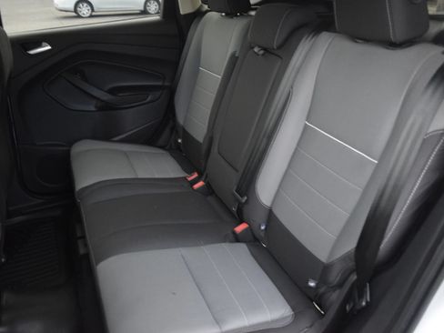 Used 2015 Ford Escape SE FWD image 7